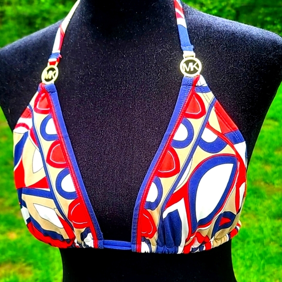 MK! SUMMER TIME IS ALMOST HERE 👙MICHAEL KORS BIKINI! - Picture 3 of 13